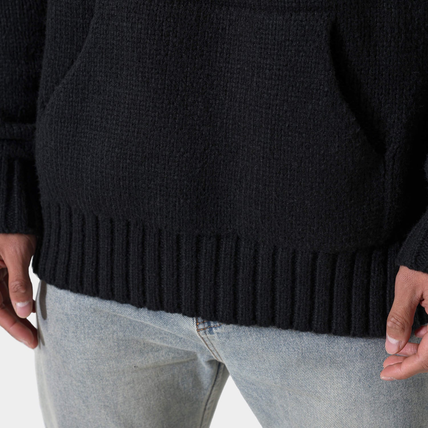 Sofuto Sweater