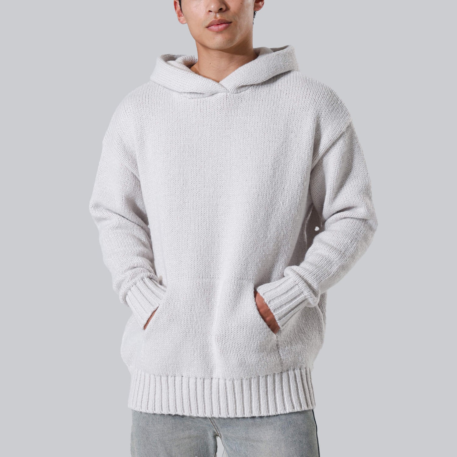 Sofuto Sweater